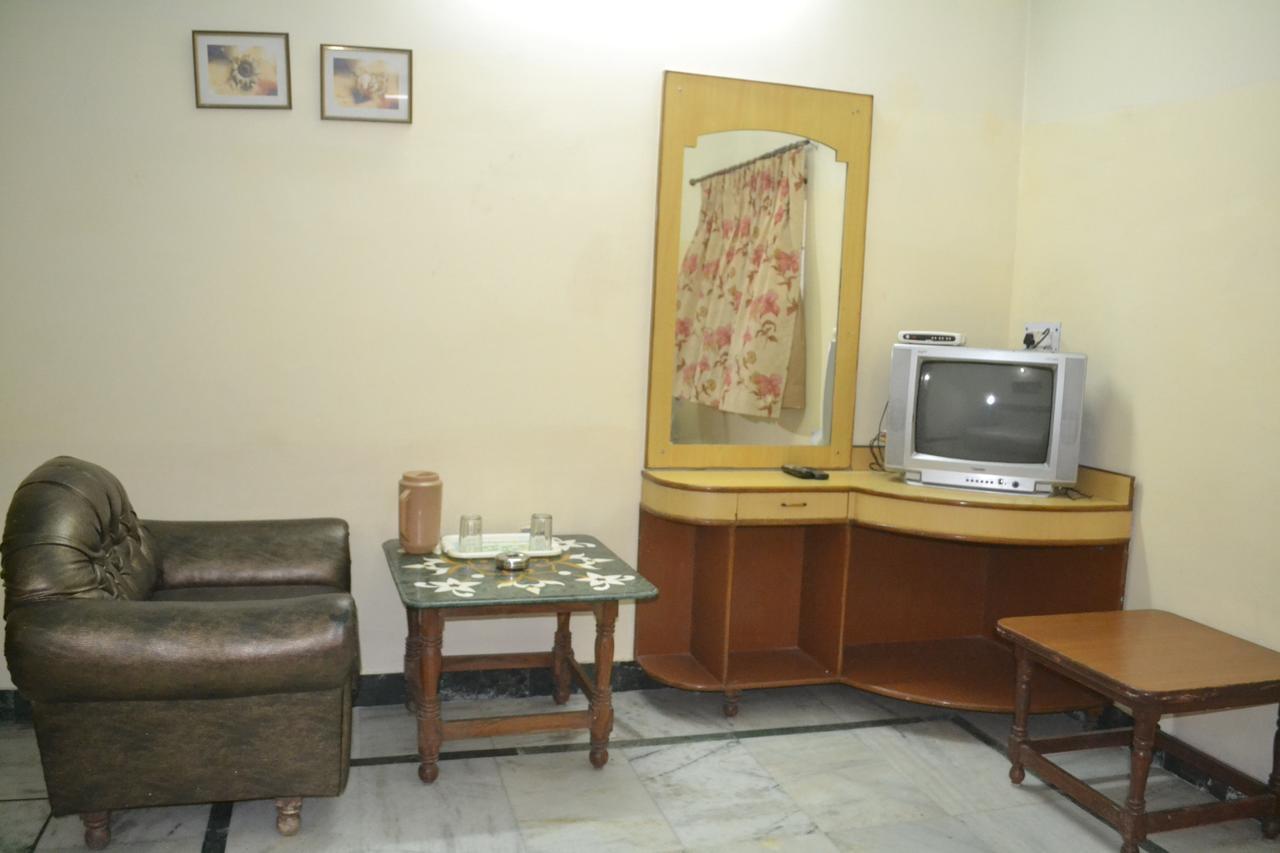 Hotel Taj Plaza, Vip Road, Agra Агра Экстерьер фото