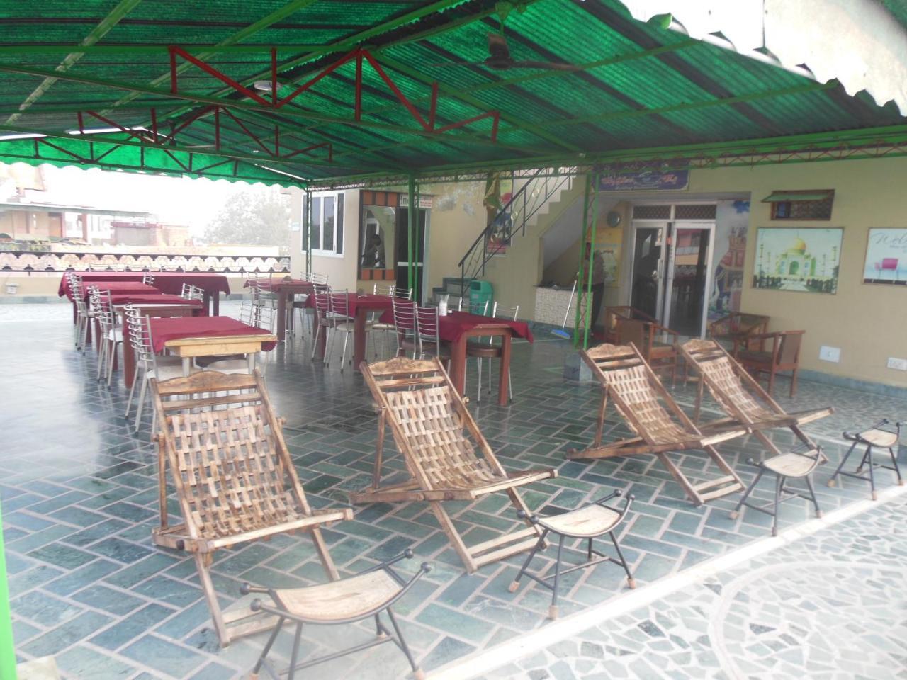 Hotel Taj Plaza, Vip Road, Agra Агра Экстерьер фото