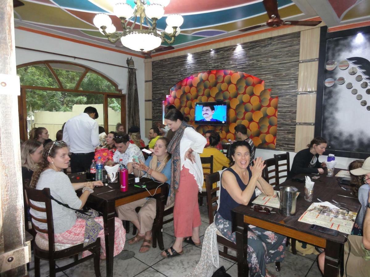 Hotel Taj Plaza, Vip Road, Agra Агра Экстерьер фото