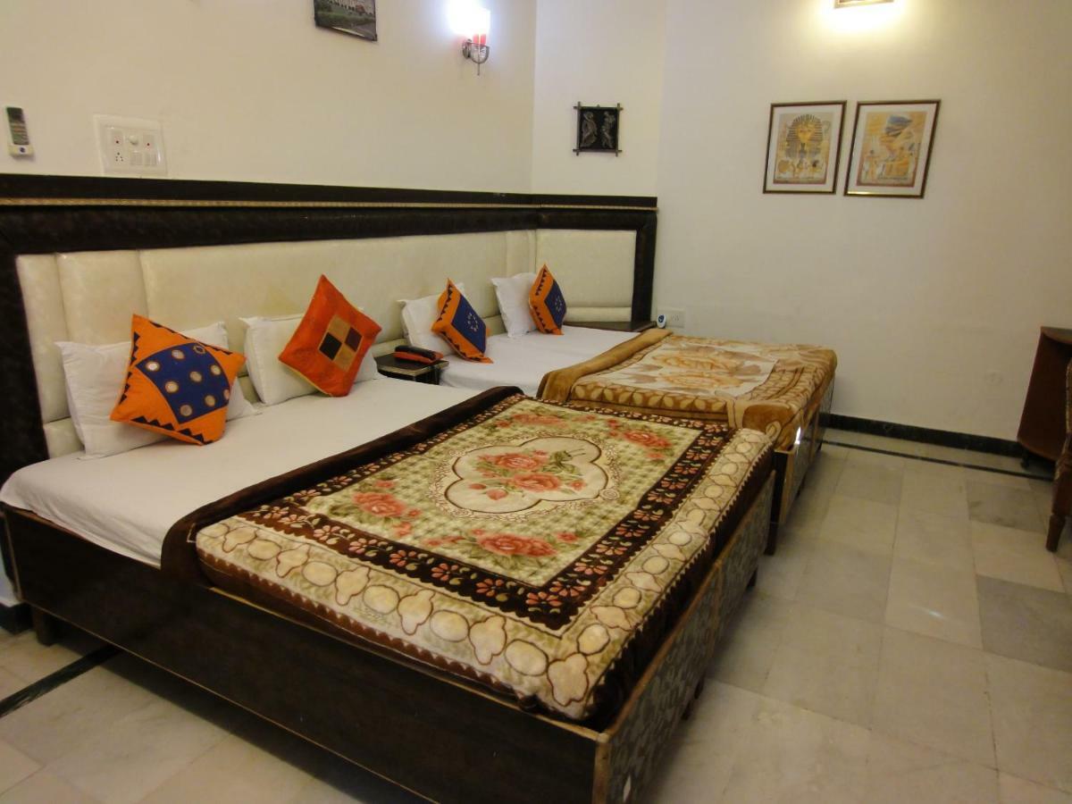Hotel Taj Plaza, Vip Road, Agra Агра Экстерьер фото